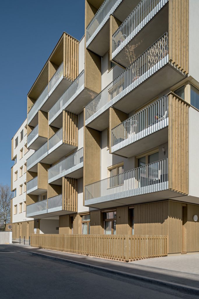 STA / zwei+plus Intergenerational Living in the Stavangergasse, Vienna ...