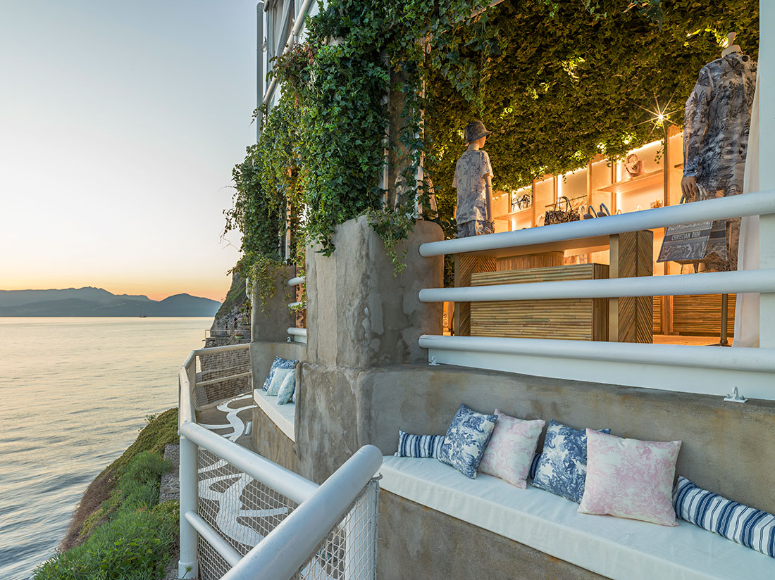 Dior Brings Resort Pop-up to Historic Italian Beach Club – WWD
