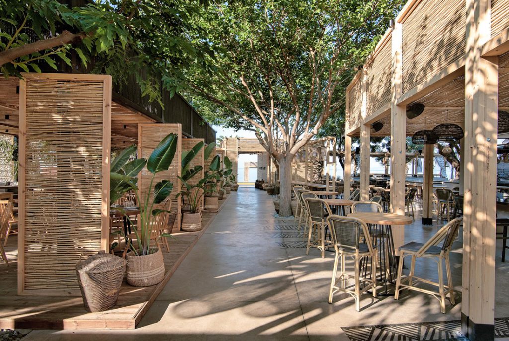 EGO all day exclusive bar, Kalamata BIG SEE