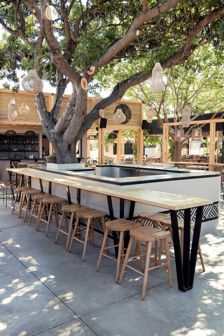 EGO all day exclusive bar, Kalamata BIG SEE