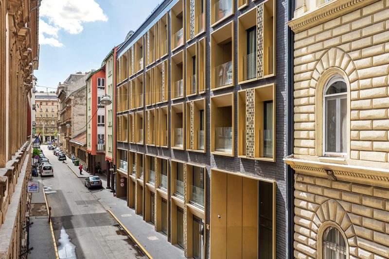 Apartment building in Nagy Diófa street BIG SEE