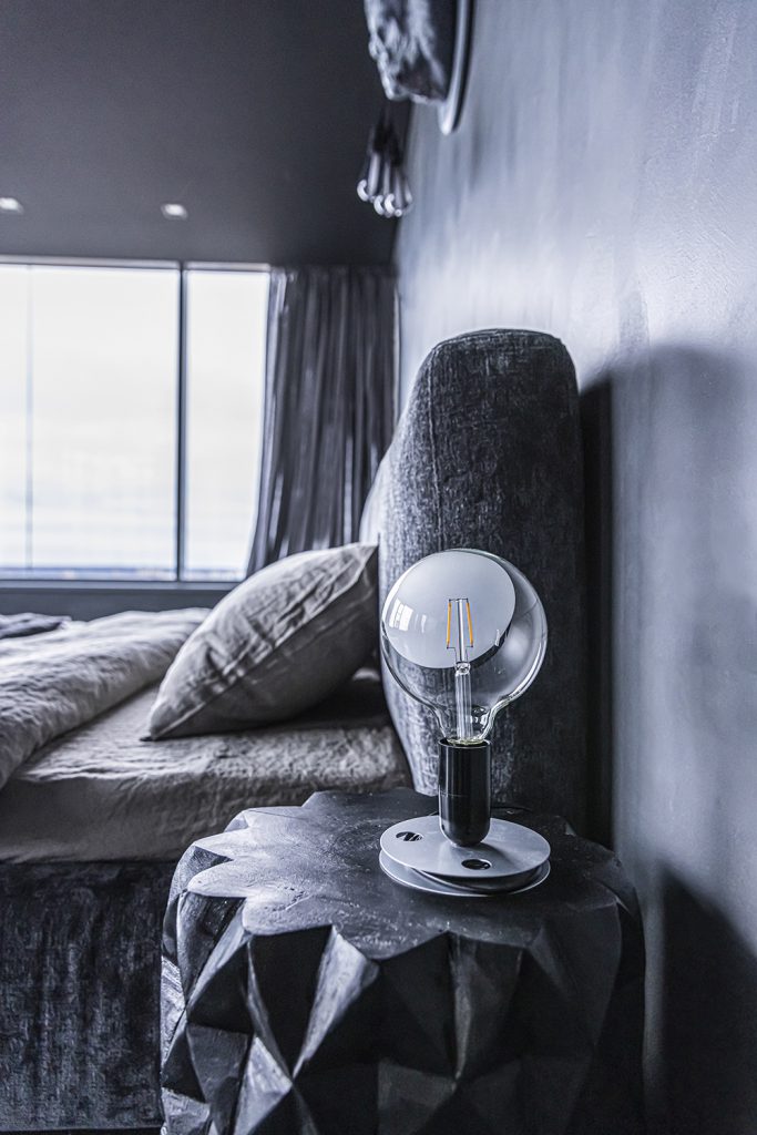 Picture of Grey Penthouse – BIG SEE