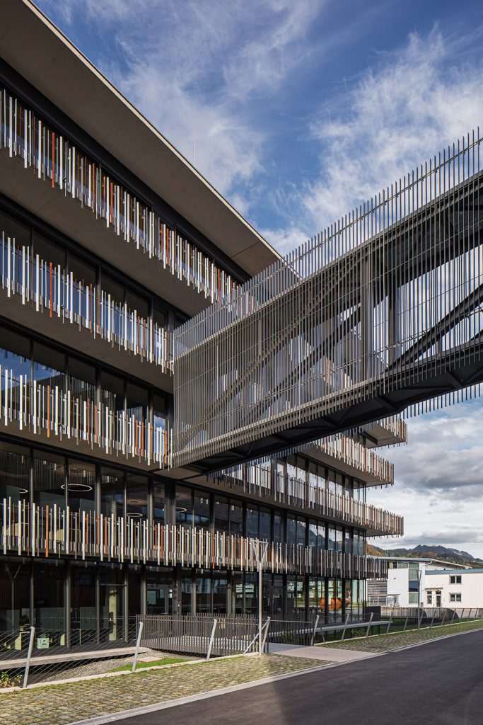 “AM INN” Office Building – BIG SEE