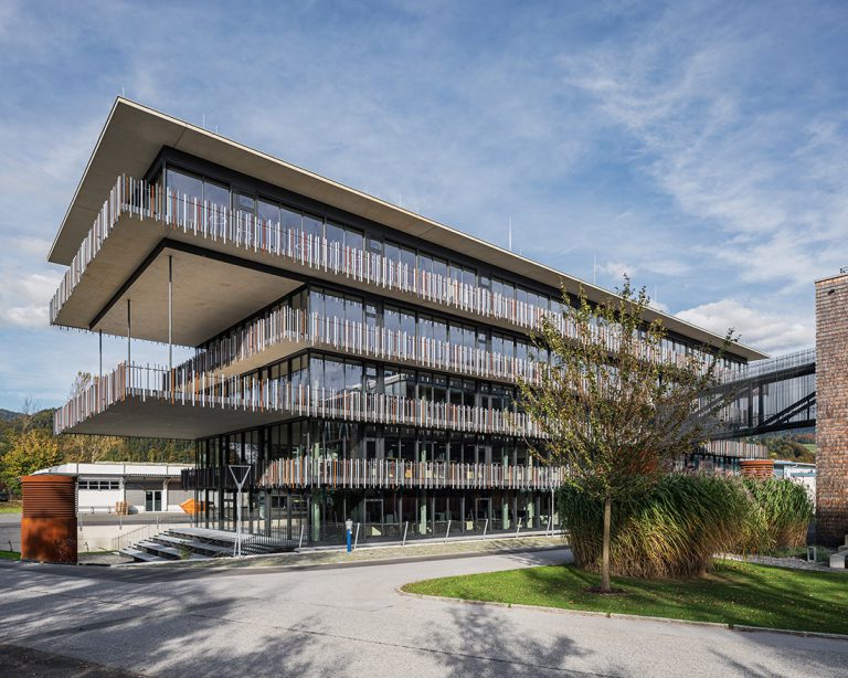 “AM INN” Office Building – BIG SEE