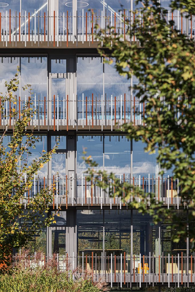 “AM INN” Office Building – BIG SEE
