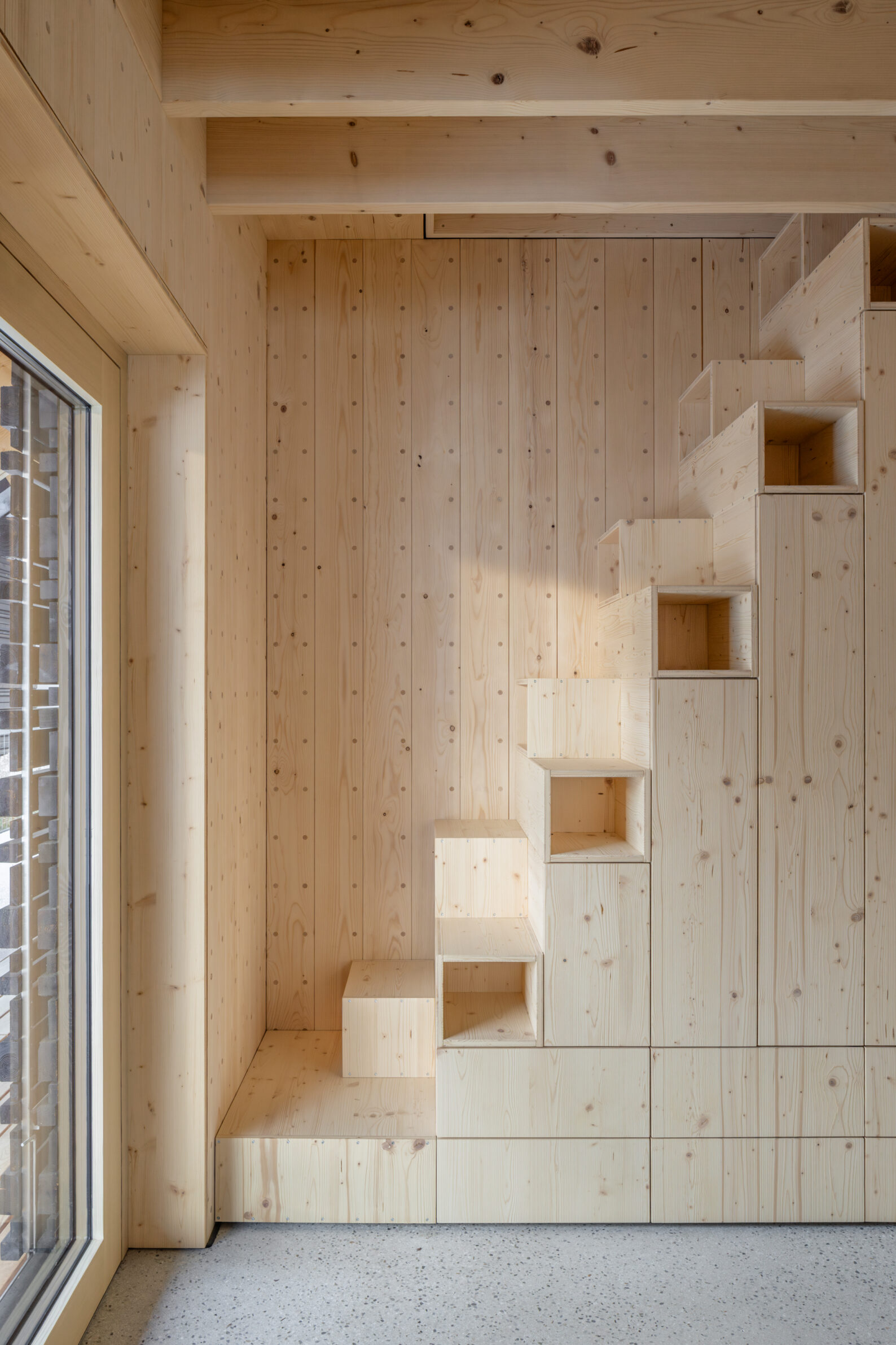 Twin Alpine Houses_Dekleva Gregoric Architects_photo Ana Skobe_2_inside_01 Dekleva Gregoric