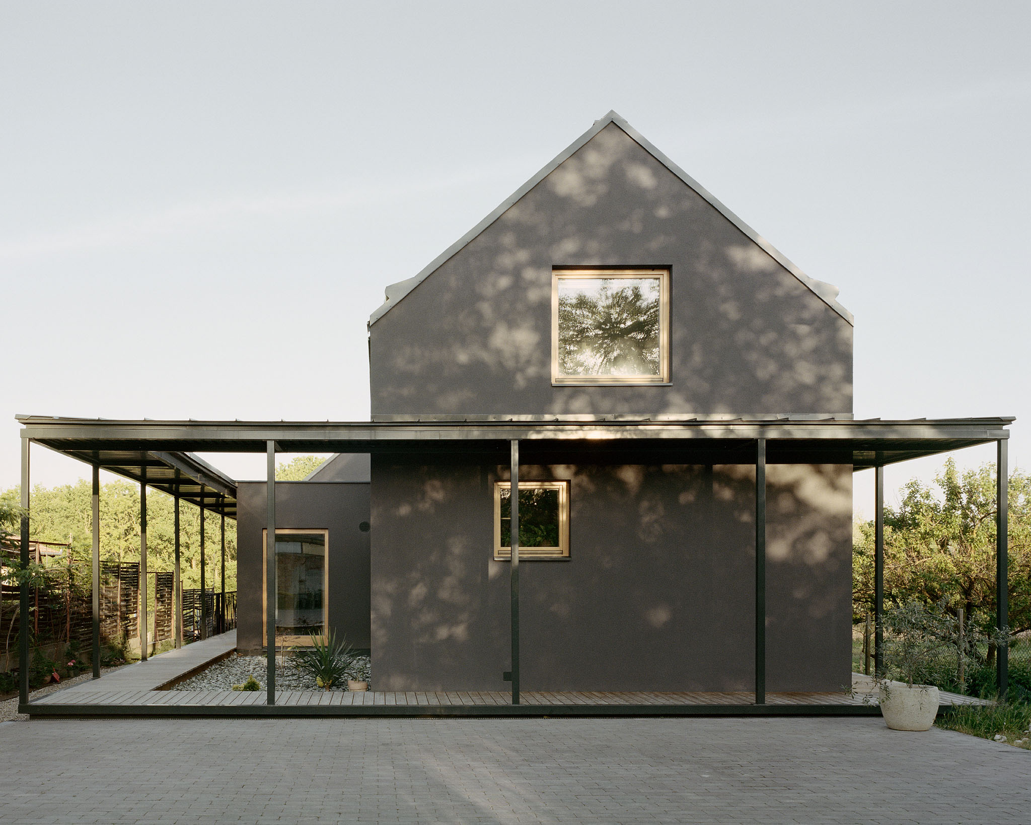 theque_frame house_07_web Theque Atelier