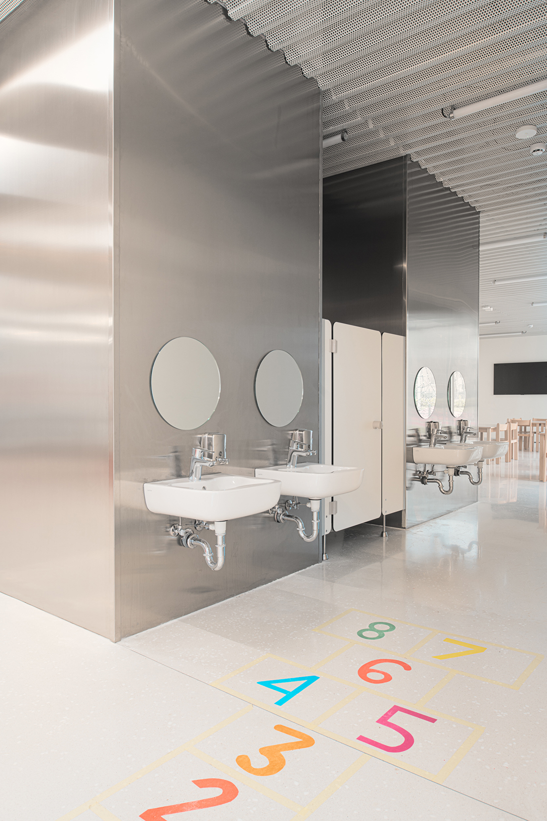 NON ARCHITECTURE & BIT ARHITEKTURA