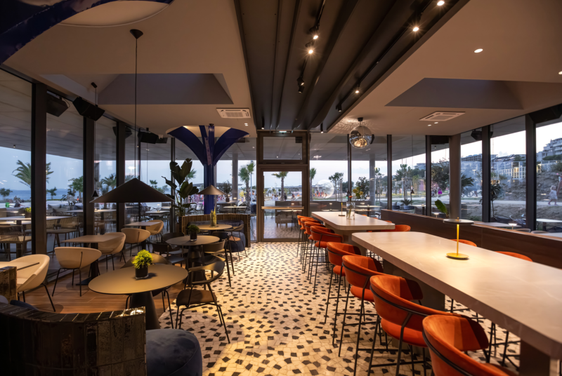 Central Beach Bar by Linda Design – BIG SEE