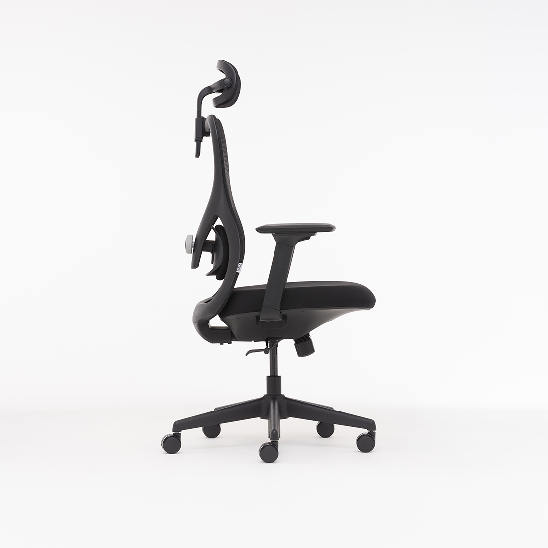 YAASA Chair Plus by YAASA, designed by Chen Desheng – BIG SEE