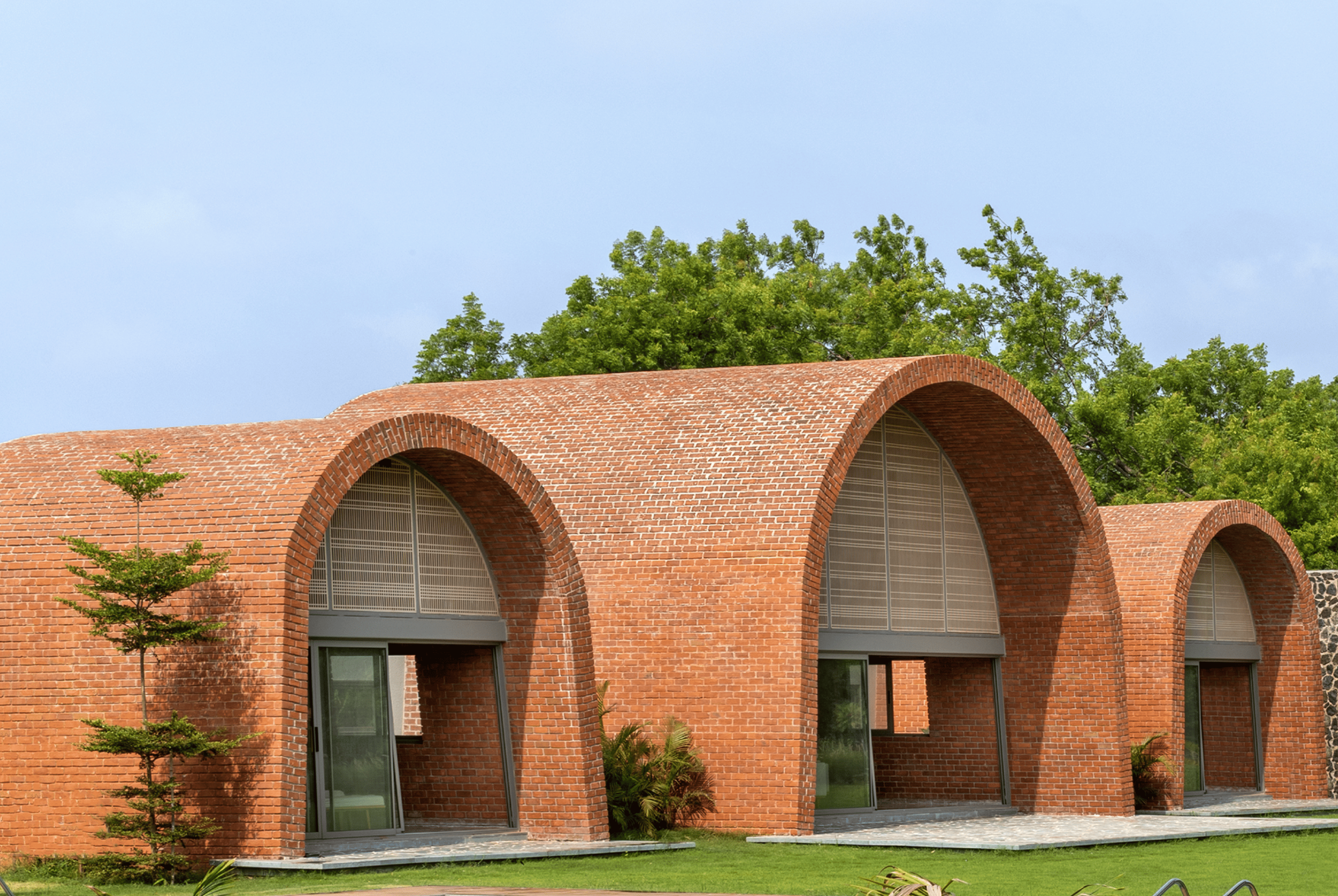 BIG SEE Magazine - Brick Houses